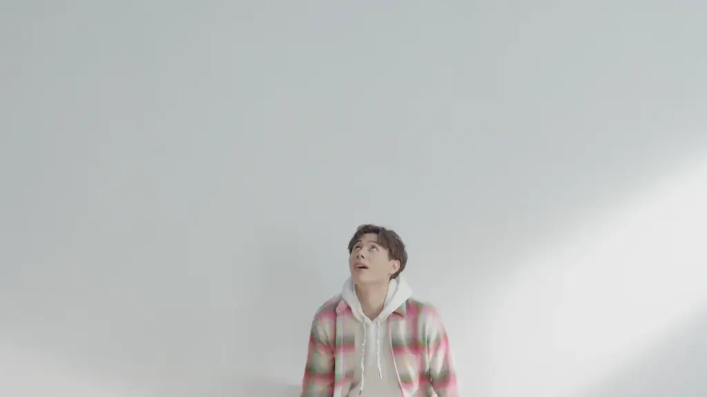 『スーモカウンター』新TVCMシリーズ「夢を語る人」斎藤 工さん・伊藤 沙莉さん・髙橋 藍さん・やす子さんが出演 それぞれの“建てたい家”を語るリアルなインタビューCM 画像 17