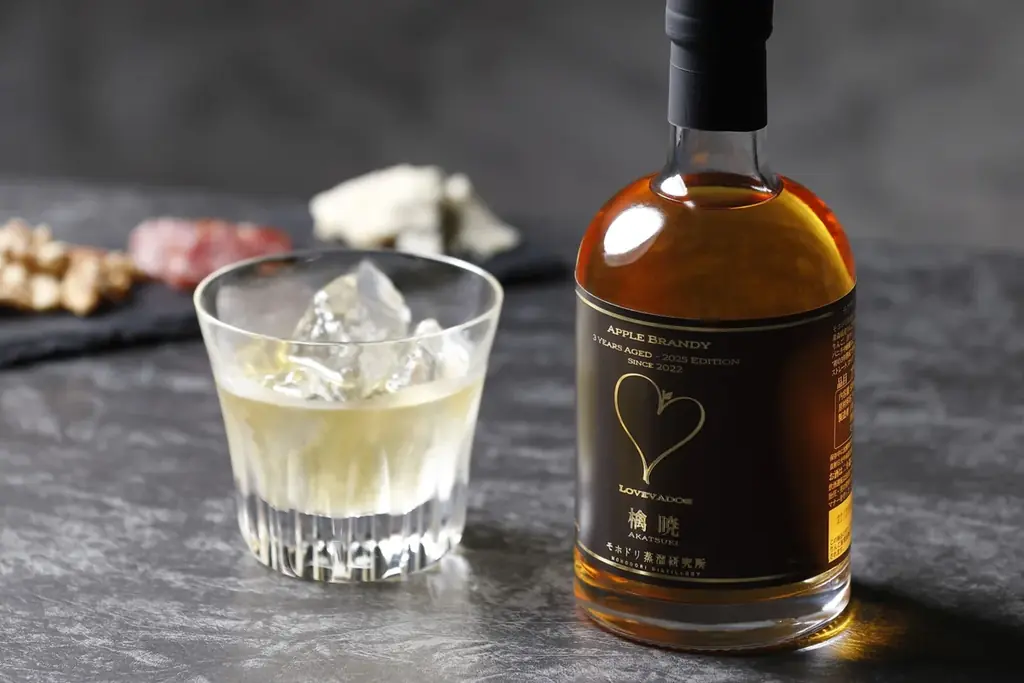 モホドリ蒸溜研究所より、青森のりんごで熟成を重ねたアップルブランデー「LOVEVADOS 檎暁 3年」を数量限定発売 —— 青森のテロワールを映す36％アップルブランデー 画像 9
