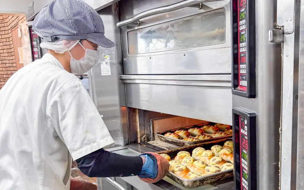 実は30年以上愛されて累計13,000個突破！大阪ローカルパン屋の冬限定“シュトーレン”が11月1日(土)より販売開始 画像 11