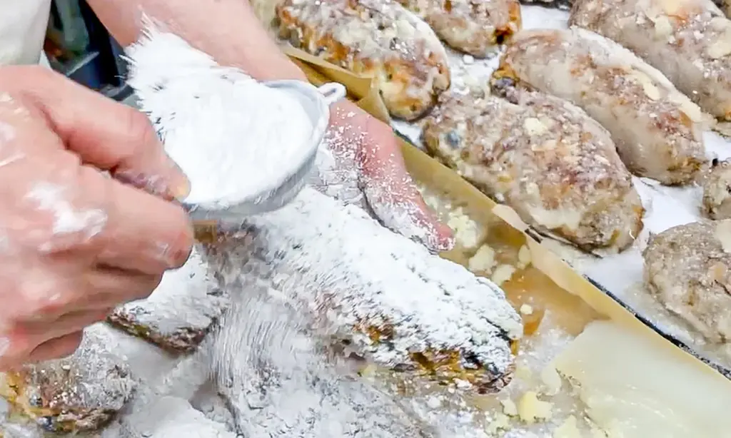 実は30年以上愛されて累計13,000個突破！大阪ローカルパン屋の冬限定“シュトーレン”が11月1日(土)より販売開始 画像 9