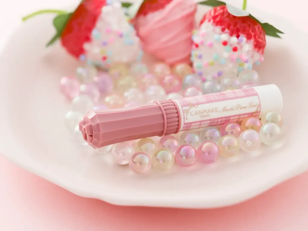 キャンメイクが10月25日発売 40周年記念リップ新色発表