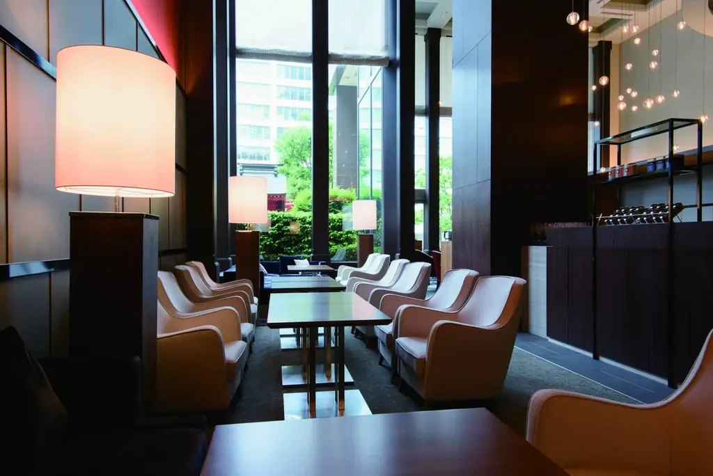 【ホテルオークラ福岡】季節のパフェ「ヴェルジェ・ダンブル【琥珀の果樹園】」を11～12月に提供 画像 2