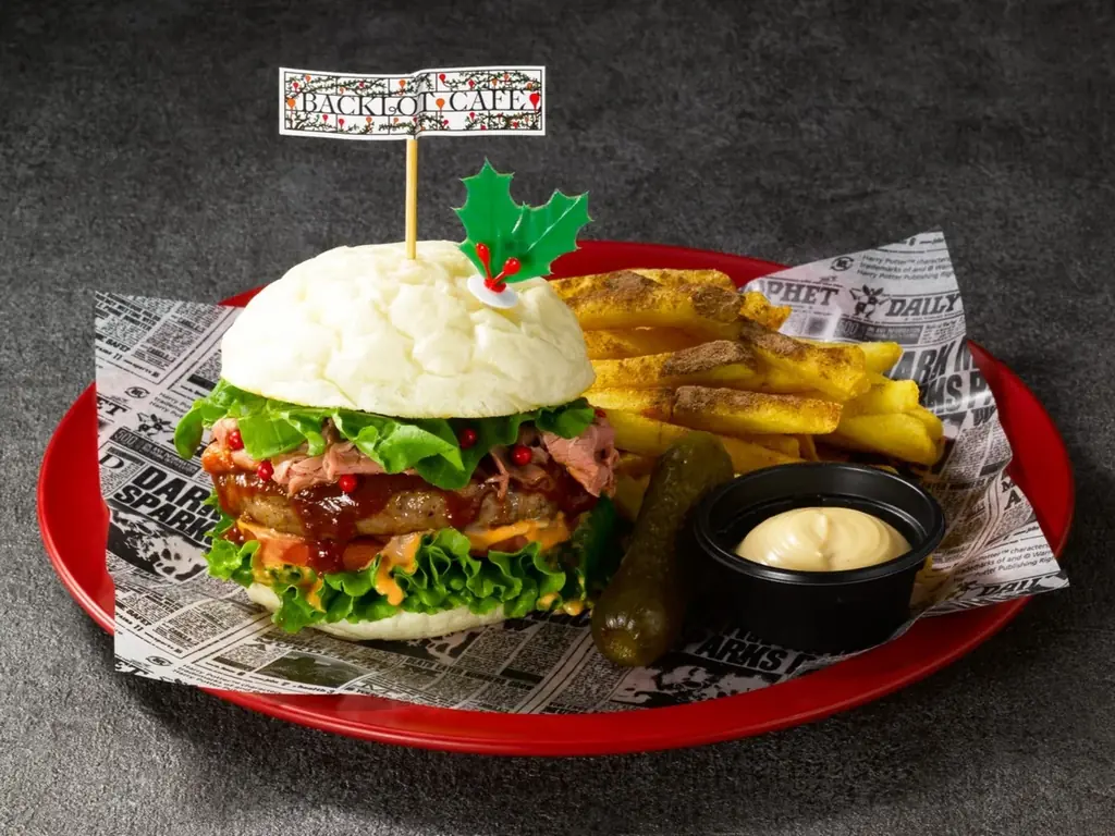 ワーナー ブラザース スタジオツアー東京－メイキング・オブ・ハリー・ポッター、特別企画「ホグワーツ・イン・ザ・スノー」 まもなく開催　魔法の“冬”を彩る、スペシャルメニューがラインナップ 画像 6