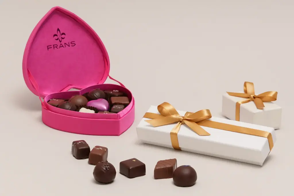 シアトルのショコラトリー＜フランズチョコレート＞より、キャラメルをテーマにした新たな商品が「2026バレンタインコレクション」に登場。 画像 1