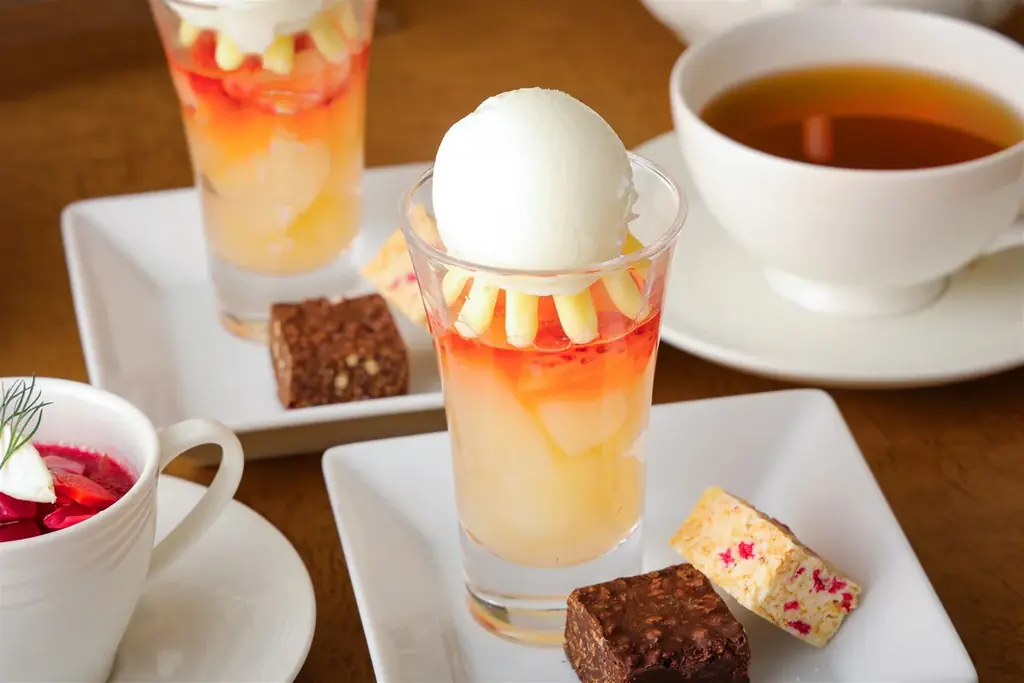 秋の贅沢を最上階で堪能。マロン＆チョコレートのアフタヌーンティー登場！ 画像 8