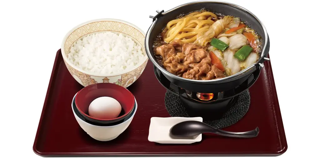 【すき家】「牛すき鍋定食」「牛・胡麻麻辣湯鍋定食」発売！今年はしびれる辛さがやみつきになる“麻辣湯鍋”が新登場 画像 2