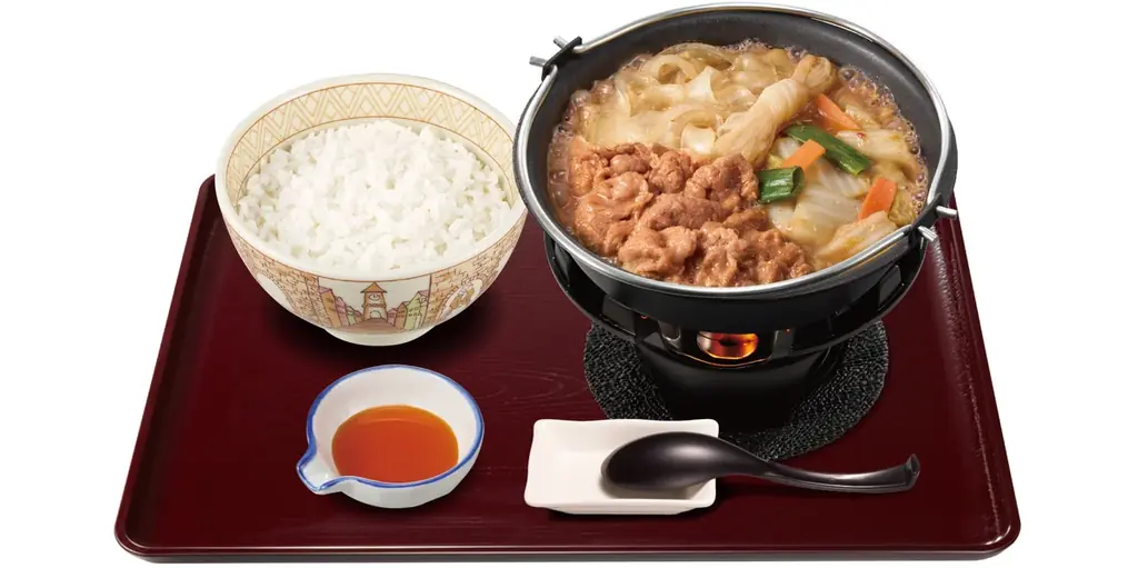 【すき家】「牛すき鍋定食」「牛・胡麻麻辣湯鍋定食」発売！今年はしびれる辛さがやみつきになる“麻辣湯鍋”が新登場 画像 3