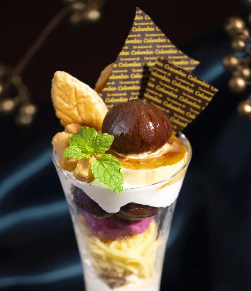 コロンバン原宿サロンの秋色マロンパフェ　京都・丹波産、大粒の最高級栗を贅沢に二粒使用 画像 2