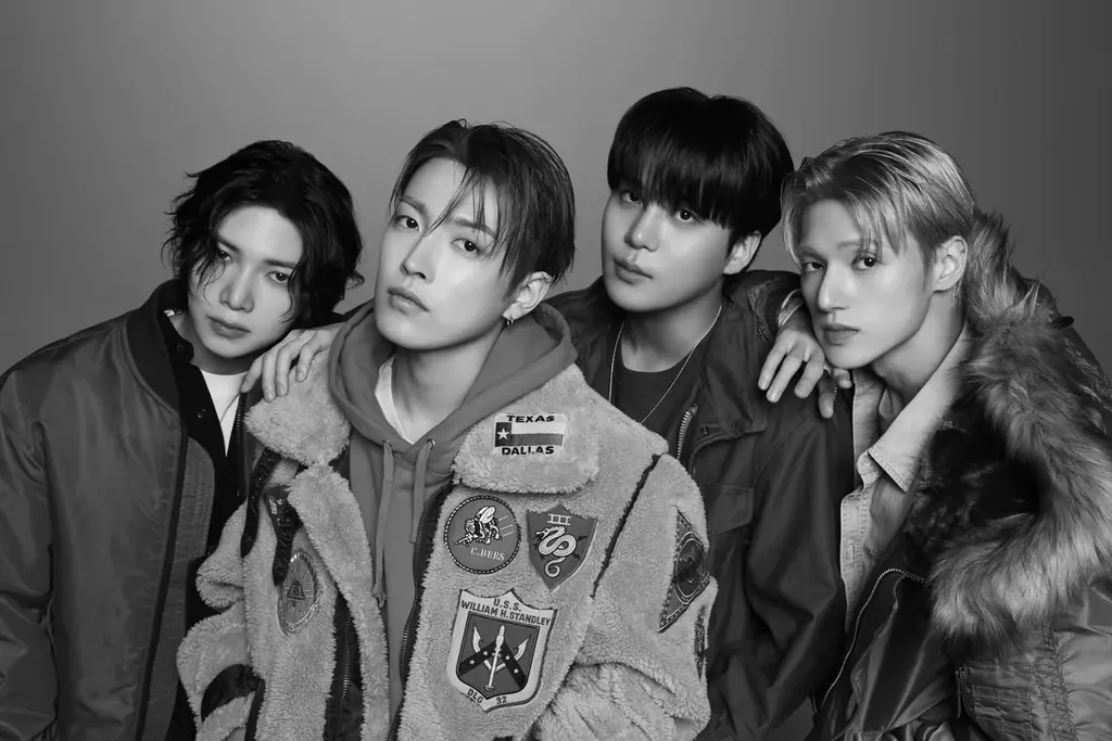 世界的に注目を集める韓国8人組ボーイズグループ「ATEEZ」と、ブランド50周年を迎えた「AVIREX」とのスペシャルルックが公開！ 画像 2