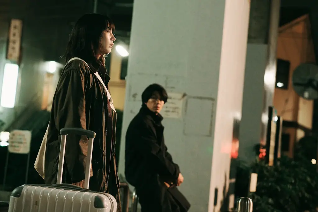 ドラマ『MISS KING / ミス・キング』第4話、「ABEMA」で無料配信開始！トラウマを乗り越えた、のん“飛鳥”×バディ・藤木直人“藤堂”！決意を固め、いざ反撃へ 画像 5