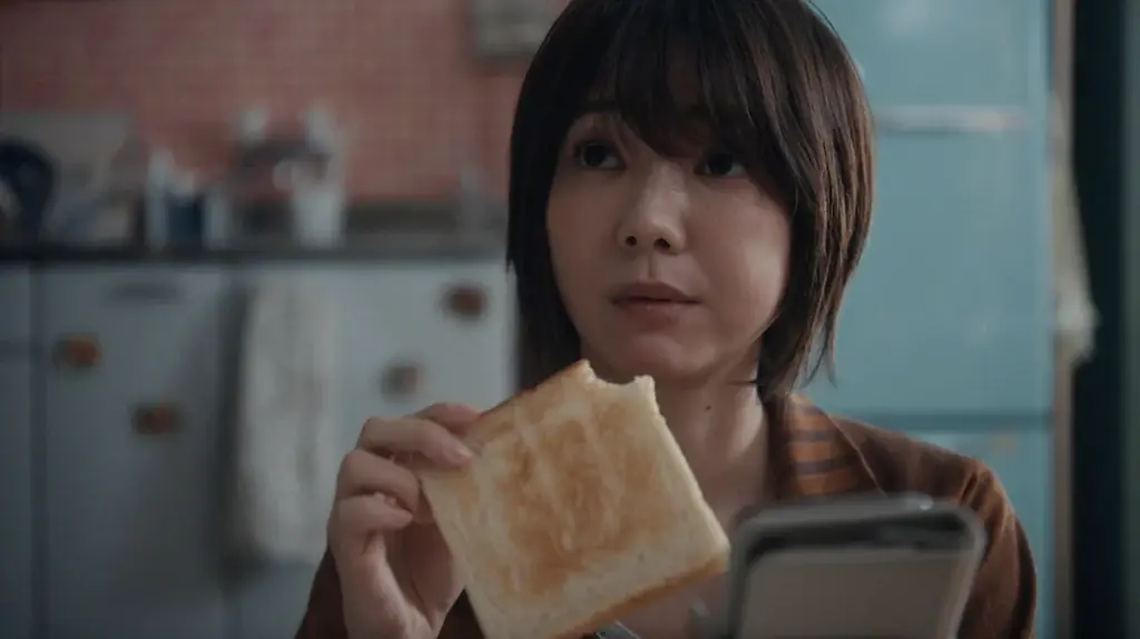 ドラマ『MISS KING / ミス・キング』第4話、「ABEMA」で無料配信開始！トラウマを乗り越えた、のん“飛鳥”×バディ・藤木直人“藤堂”！決意を固め、いざ反撃へ 画像 8