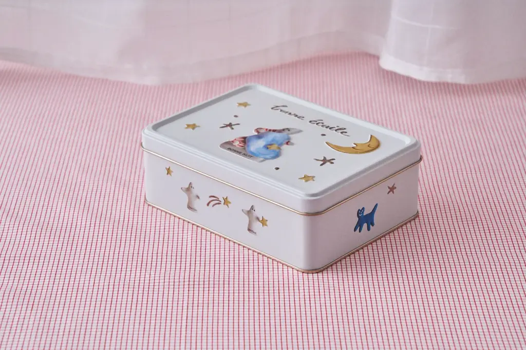 フェーブ作家と焼き菓子店が贈る、限定ビスケット缶が登場！Fèves × Fairycake Fair『クリスマスのちいさな物語』10/28(火)よりオンライン先行・11/1(土)より店頭で開催 画像 11