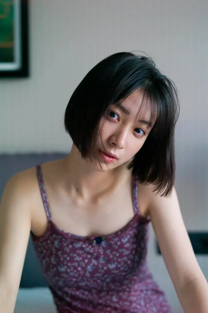 「イクサガミ」ヒロイン・藤﨑ゆみあが自身初の写真集から大人＆透明感抜群の先行カットを公開！ 画像 1