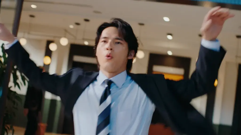 水上恒司さんと生見愛瑠さんを起用した「洋服の青山」「スーツスクエア」新CM　10月23日から「みんなのスーツ 予告篇」全国放送開始 画像 17