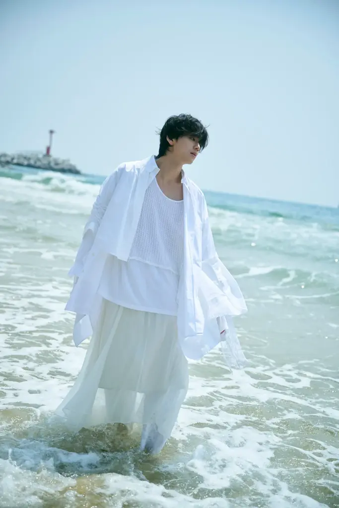 若手俳優のブレイク筆頭株の井内悠陽、多才さで魅せた初写真集　発売後、即重版出来！　地元・京都での「凱旋重版記念イベント」開催決定 画像 6