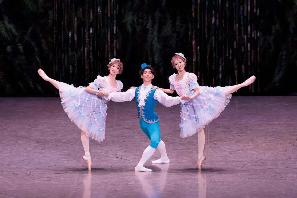 【メルキュール東京日比谷】今年のクリスマスは、東京バレエ団監修『くるみ割り人形』アフタヌーンティー、レペットによるディスプレイをメルキュール東京日比谷で。11月1日から特別プロモーション実施 画像 6