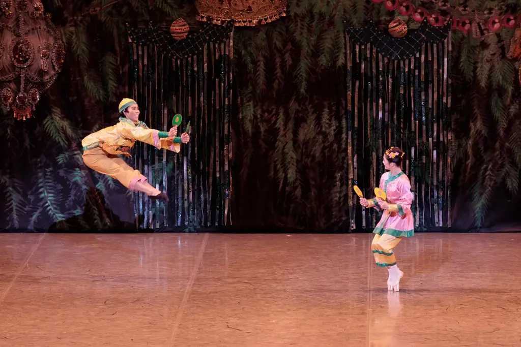 【メルキュール東京日比谷】今年のクリスマスは、東京バレエ団監修『くるみ割り人形』アフタヌーンティー、レペットによるディスプレイをメルキュール東京日比谷で。11月1日から特別プロモーション実施 画像 8