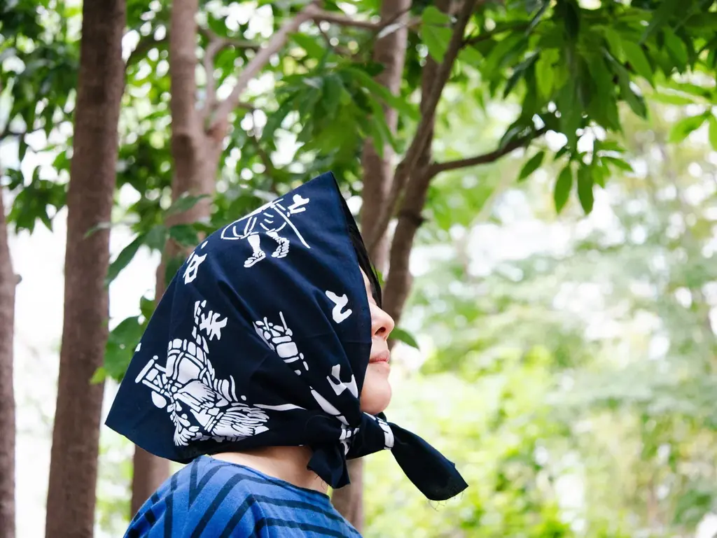 「雉打ち・お花摘み」「一本立てる」 登山で使われる俗語をモチーフにした「山と溪谷手ぬぐい」2種類を10月25日、26日開催のイベントで発売！ 画像 2