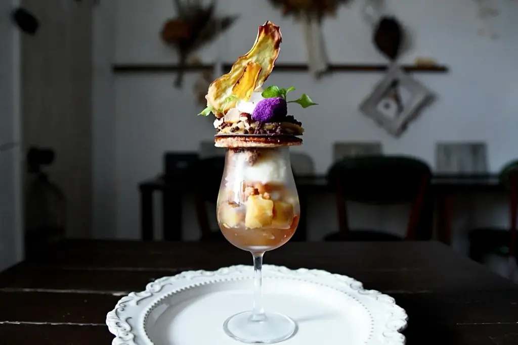 【千葉の恵みを味わうパフェ】地元食材で作る秋限定スイーツ。「芋と蔵のパフェ」cafetentoにてご提供。 画像 1