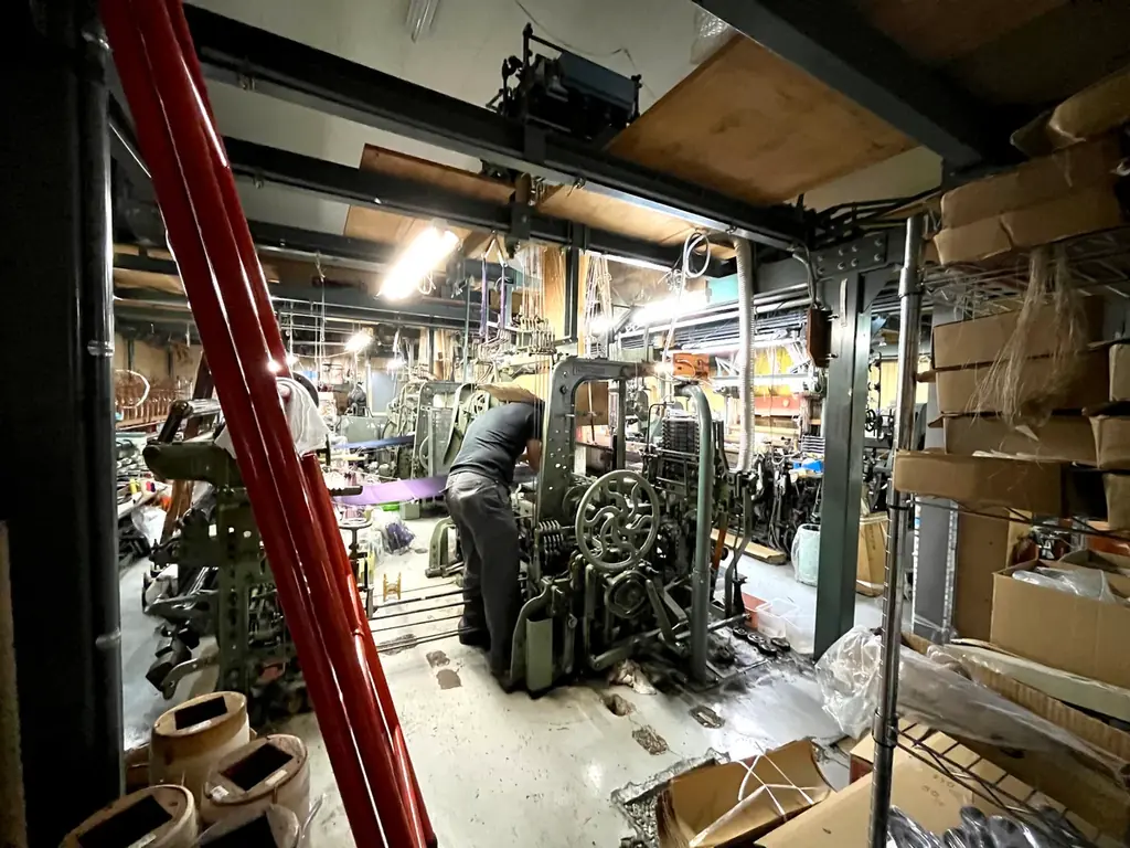 伝統の西陣織×誕生40周年の和菓子「紡ぎ詩」がコラボした、“こころを紡ぐ”特別なひと箱。公式WEBにて数量限定販売いたします。 画像 14