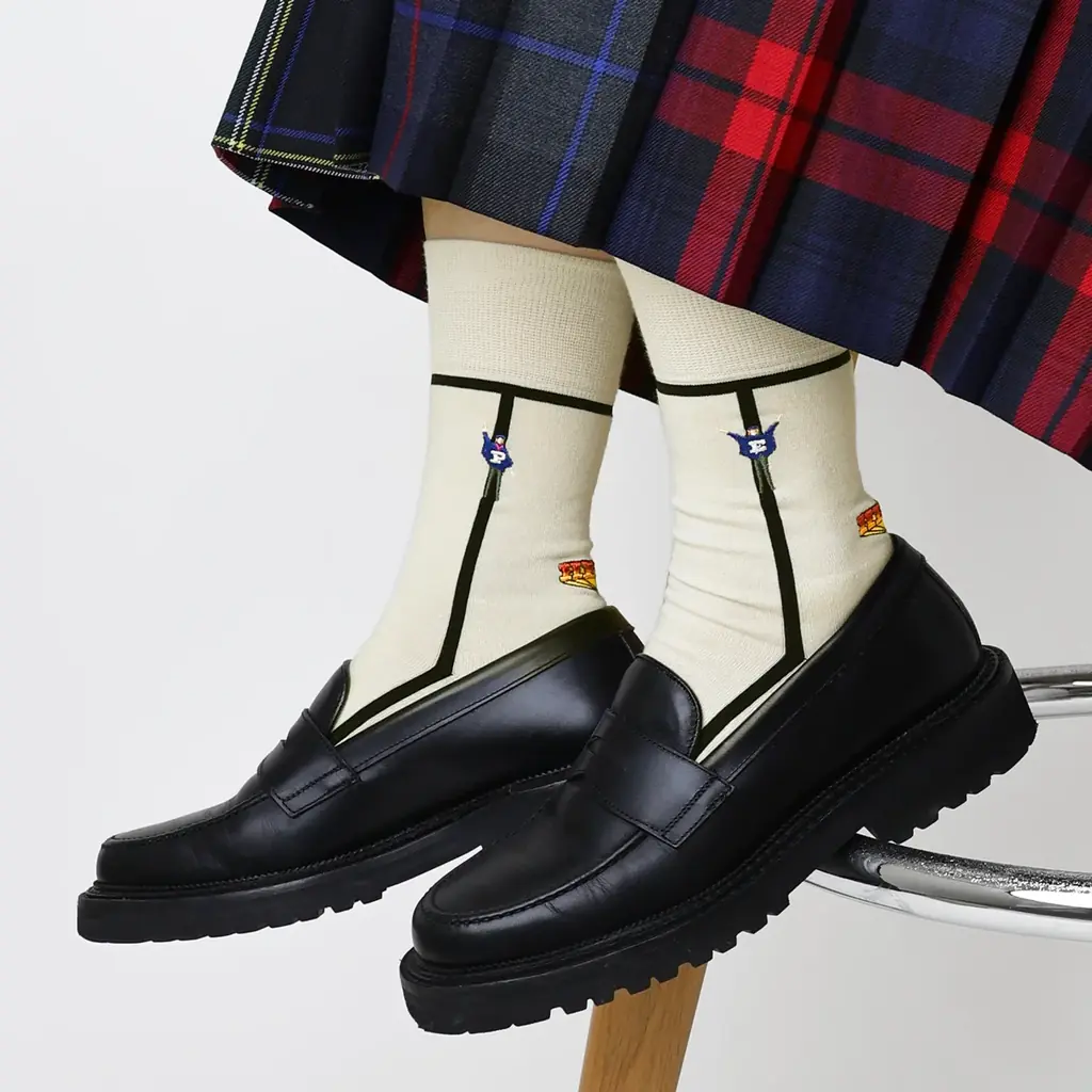 ザ・ビートルズ「HELP!」発売60周年！アルバムのデザインを落とし込んだソックス第2弾 画像 6