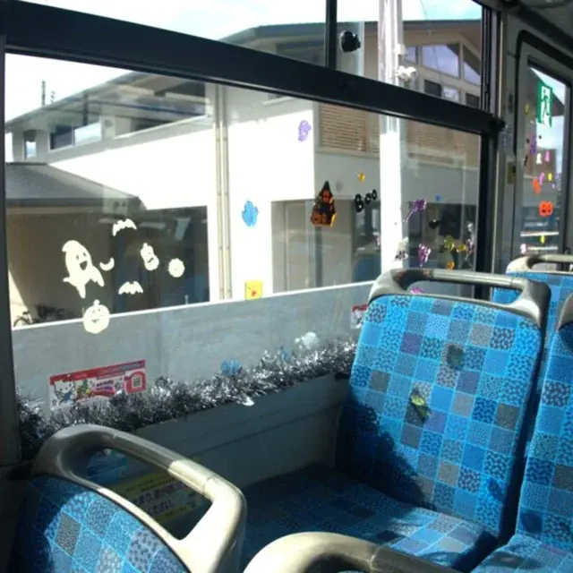 岡山に笑顔を運ぶハロウィンバス、玉野・東備で運行