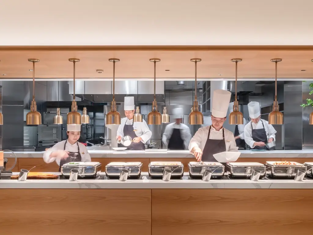 【リーガロイヤルホテル大阪】6日間限定！クリスマスを彩るごちそうで、たいせつな人と思い出に残る夜を「クリスマスディナービュッフェ」を開催 画像 3