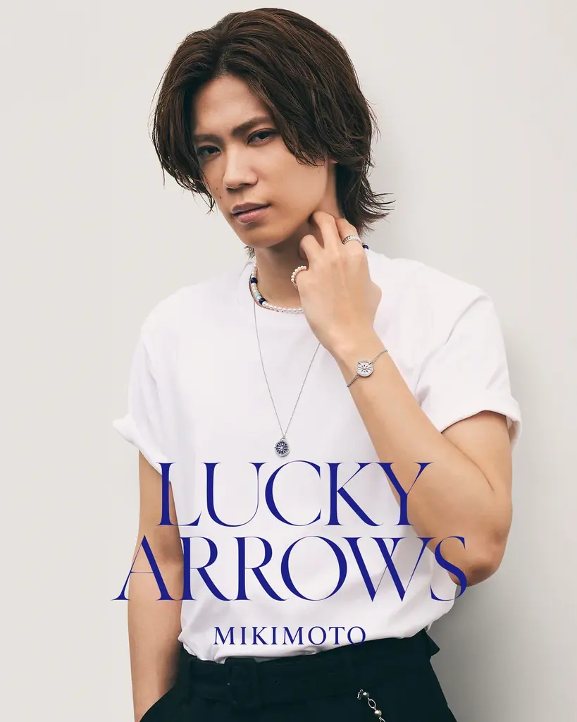 MIKIMOTOの人気コレクション「LUCKY ARROWS」からラピスラズリの新作ペンダントが登場。神宮寺勇太を起用した最新キャンペーンを公開！ 画像 1