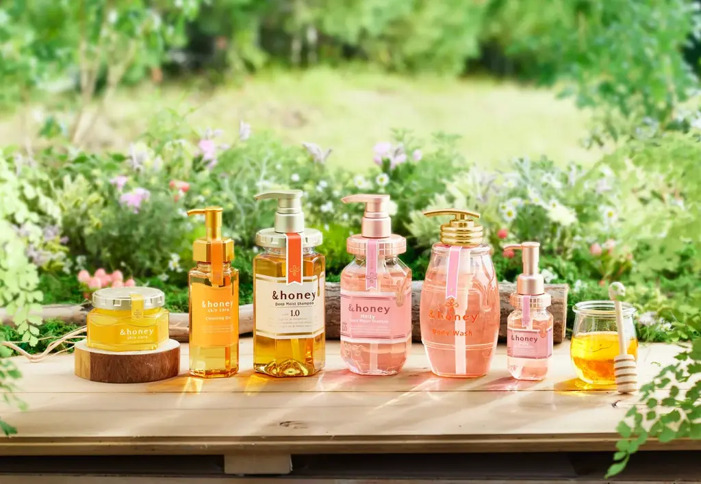 &honey（アンドハニー）×おふろcafe utataneが「#ハチミツまみれ」コラボレーションおふろ・サウナイベントや商品体験ブース、限定カフェメニューを展開します 画像 3