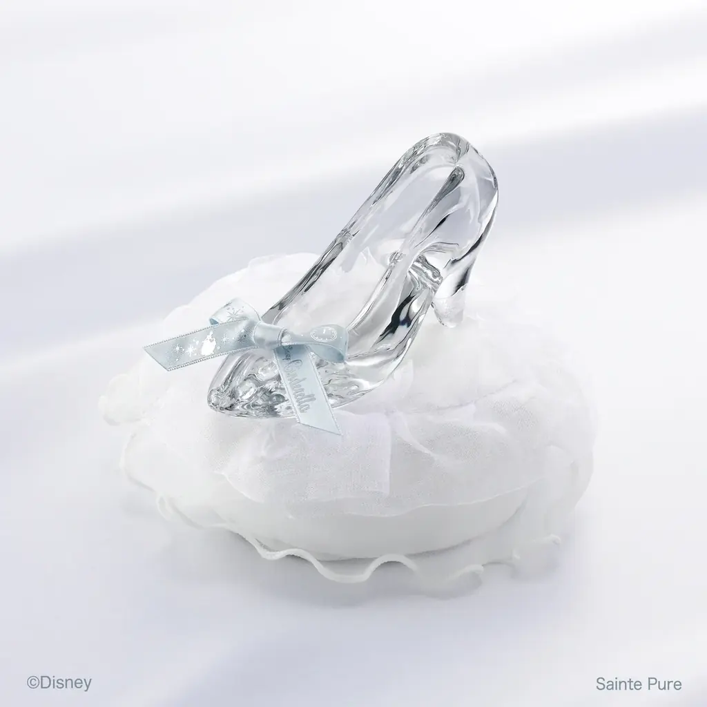 長野県の婚約指輪・結婚指輪専門店 一真堂にて、ディズニー『シンデレラ』ブライダルコレクション2026年限定モデルの正規取り扱いを開始。 画像 13