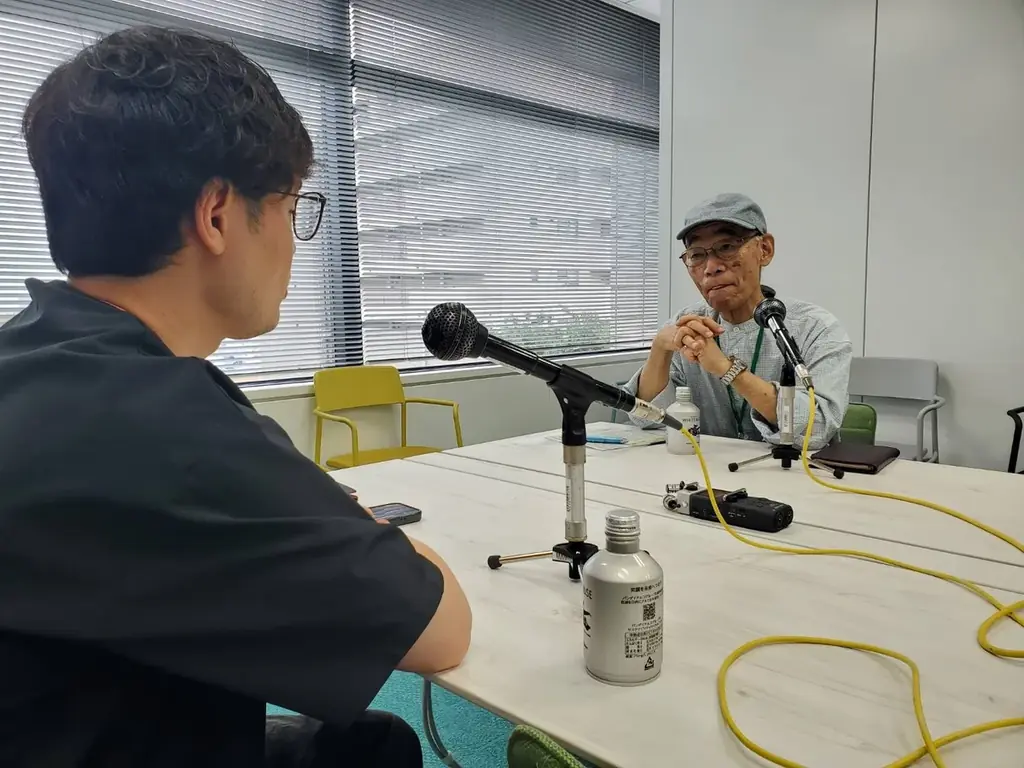 戦後80年。機動戦士「ガンダム」シリーズで知られる富野由悠季・監督が10/24(金)『荻上チキ・Session』に出演！荻上チキがインタビュー。 画像 2