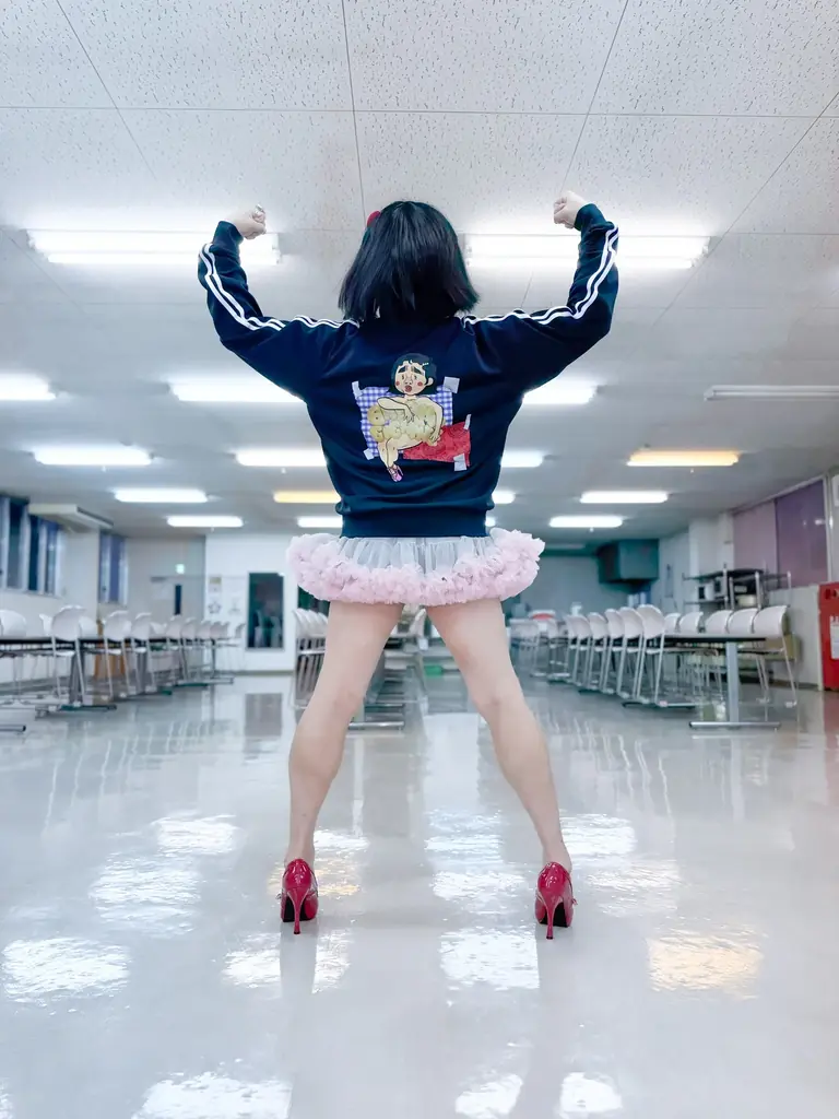 Youtube登録者56万人超！『ブリアナ・ギガンテ』の描きおろしイラストが刺繍・プリントされたアパレルを10月23日から期間限定で新発売！ 画像 2