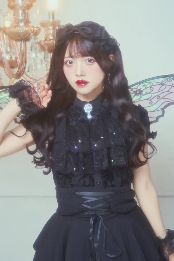 LilyS/ash、ハロウィンビジュアルを解禁！今年のテーマは“ブラックフェアリー” 画像 10