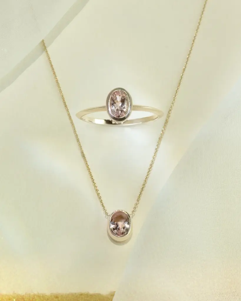 クリスマスギフトにも。e.m. group 3ブランドから「2025 HOLIDAY COLLECTION」が11/1発売。幸運を呼ぶモチーフなどの新作ジュエリー 画像 14