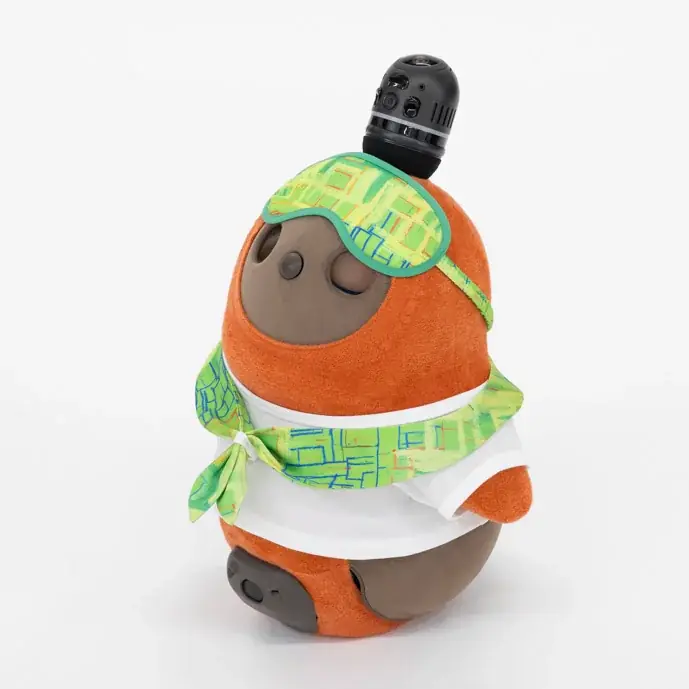 『LOVOT』が「ヘラルボニー」とコラボレーション。異彩を放つアーティストの作品が、『LOVOT』との日常を彩るウェアコレクションに。 画像 18