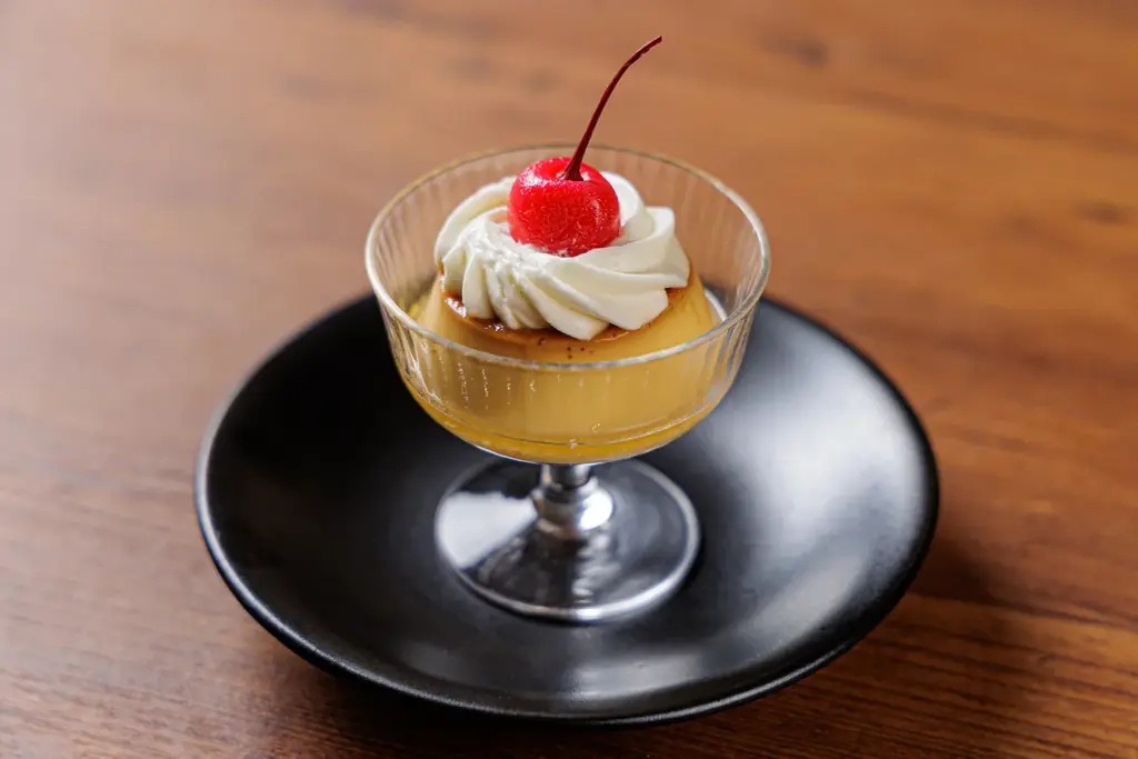 【都ホテル 四日市】昭和レトロのノスタルジックを表現したアフタヌーンティー『レトロ喫茶』を期間限定で販売 画像 2