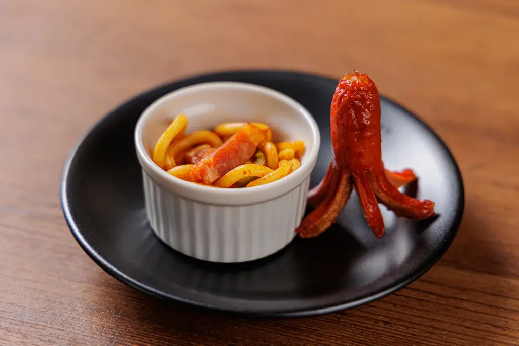 【都ホテル 四日市】昭和レトロのノスタルジックを表現したアフタヌーンティー『レトロ喫茶』を期間限定で販売 画像 3