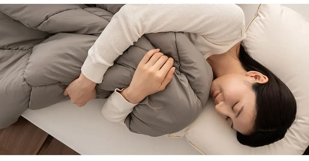 布団に入った瞬間からスピード発熱。熱伝導率の高い炭素繊維「グラフェン」を配合した高機能掛け布団が新発売！寒い季節にぴったりの次世代の掛け布団です。 画像 9