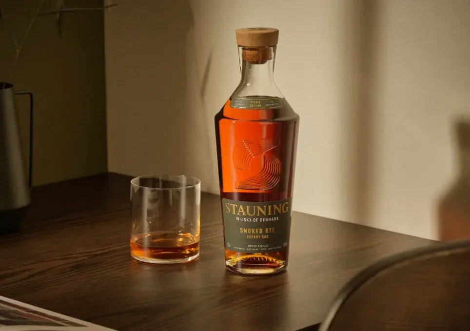 受賞ウイスキー登場　STAUNINGが11月に限定発売