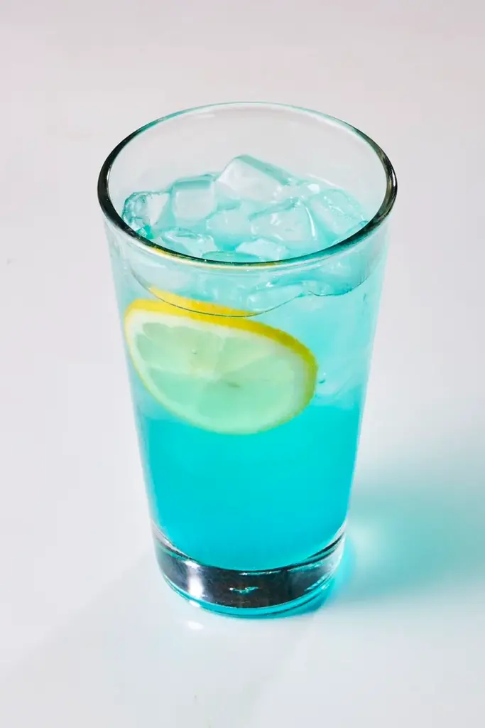 「RAGEBLUE」が、韓国の“国民食”と異色コラボ！旨辛ブームを牽引する「辛ラーメン」とのインパクト大なコラボアイテム全5型を10月31日（金）より発売！ 画像 4