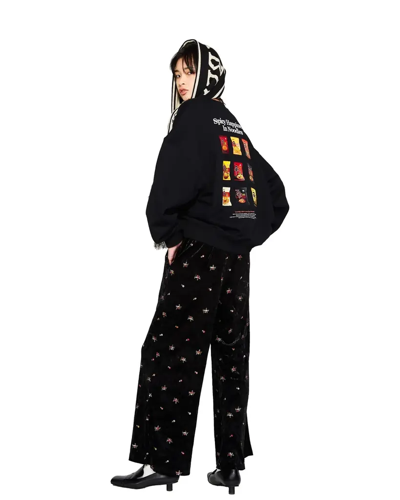 「RAGEBLUE」が、韓国の“国民食”と異色コラボ！旨辛ブームを牽引する「辛ラーメン」とのインパクト大なコラボアイテム全5型を10月31日（金）より発売！ 画像 8