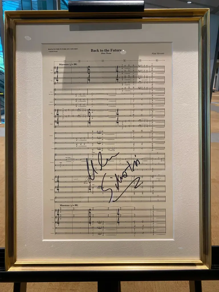 作曲家アラン・シルヴェストリの直筆サイン入りスコアが当たる！来場者限定のSNSキャンペーンを開催！『バック・トゥ・ザ・フューチャー』inコンサート2025東京公演が本日10月24日(金)開幕！ 画像 2
