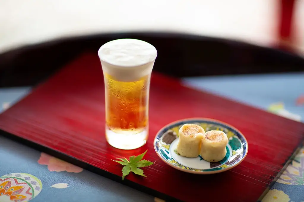 加賀・山中温泉【のどぐろ・能登牛・ズワイ蟹】会席料理と “SAKE BAR べに蔵” で地酒3種の飲み比べ 画像 11