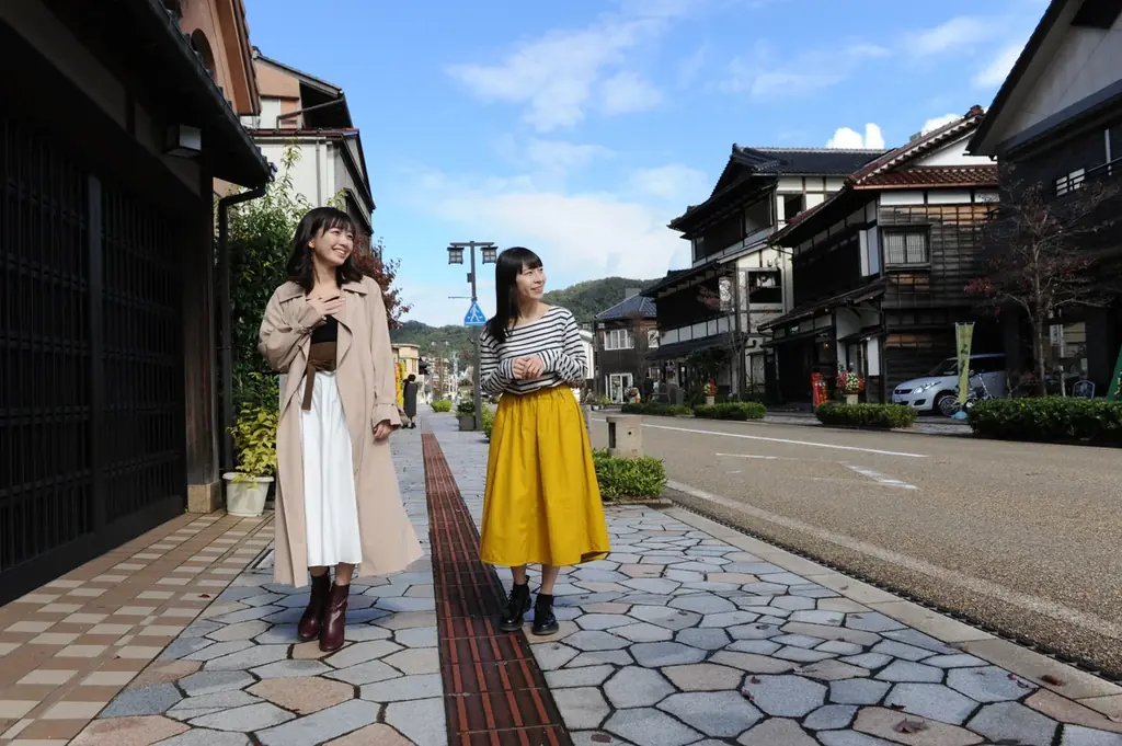 加賀・山中温泉【のどぐろ・能登牛・ズワイ蟹】会席料理と “SAKE BAR べに蔵” で地酒3種の飲み比べ 画像 21