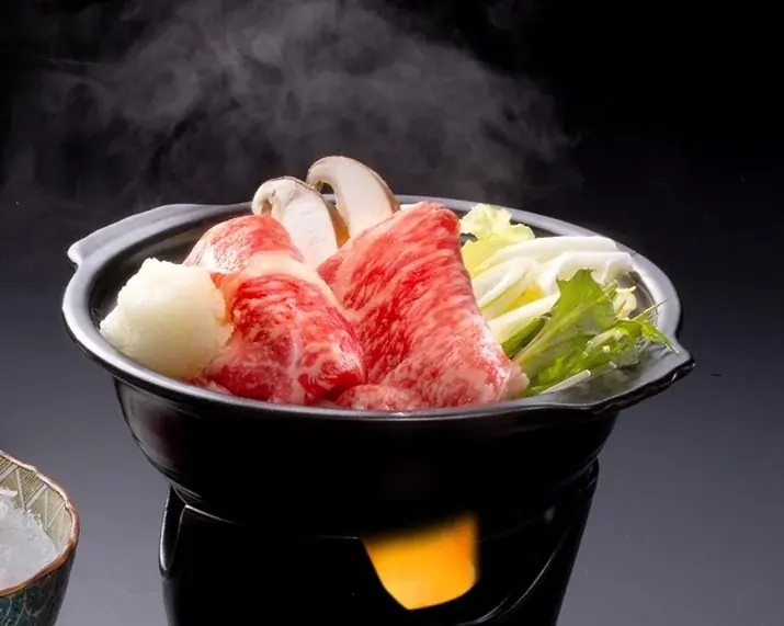 加賀・山中温泉【のどぐろ・能登牛・ズワイ蟹】会席料理と “SAKE BAR べに蔵” で地酒3種の飲み比べ 画像 4