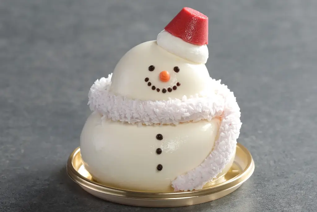 【シェラトン都ホテル大阪】ツリーやリースをイメージしたおひとりさまサイズのクリスマスケーキが登場　冬季限定スイーツ＆パン販売 画像 2