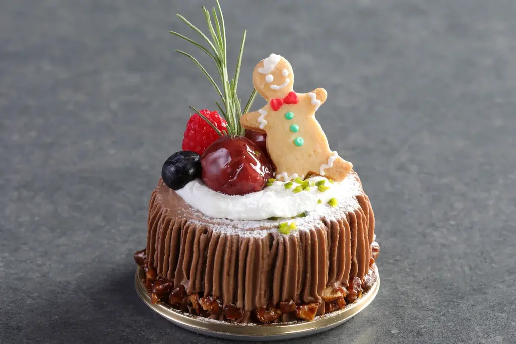 【シェラトン都ホテル大阪】ツリーやリースをイメージしたおひとりさまサイズのクリスマスケーキが登場　冬季限定スイーツ＆パン販売 画像 6
