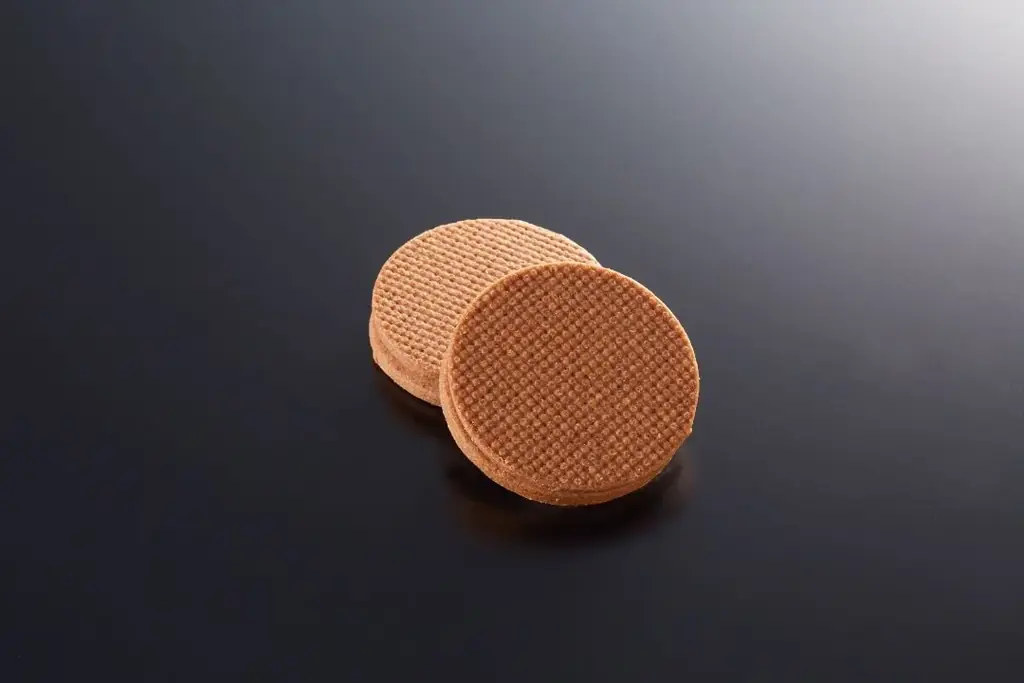 【明治記念館】“季節限定の人気商品「プレミアム・チョコレートクッキー」が再登場！”　カカオを贅沢に使った8種の味わいが詰まった特製チョコレートクッキー缶（税込/3,780円）を今秋も販売開始しました 画像 5