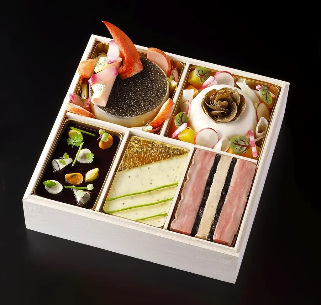 和・洋・中・フレンチの饗宴。全7種の特製おせち、ご予約受付中！ 画像 8