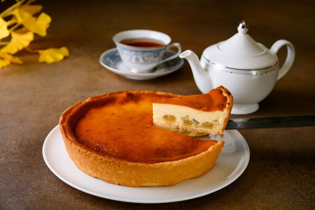 【鳥羽国際ホテル】フランス伝統菓子「タルト・タタン」登場！ ぎっしりと敷き詰められたリンゴの味わいをご賞味ください！ 画像 3